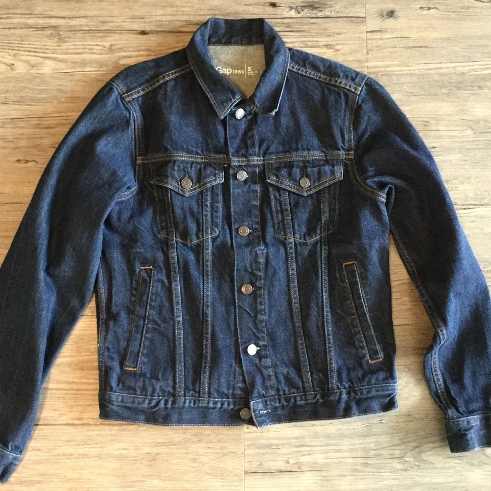 Gap denim trucker jacket